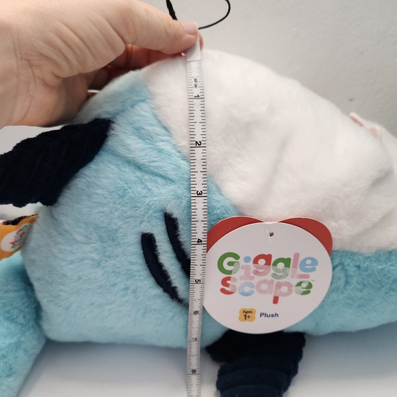 Giggle Scape Blue Shark Plush Stuffed Animal Toy Kids Ages 1+ New - Picture 4 of 6